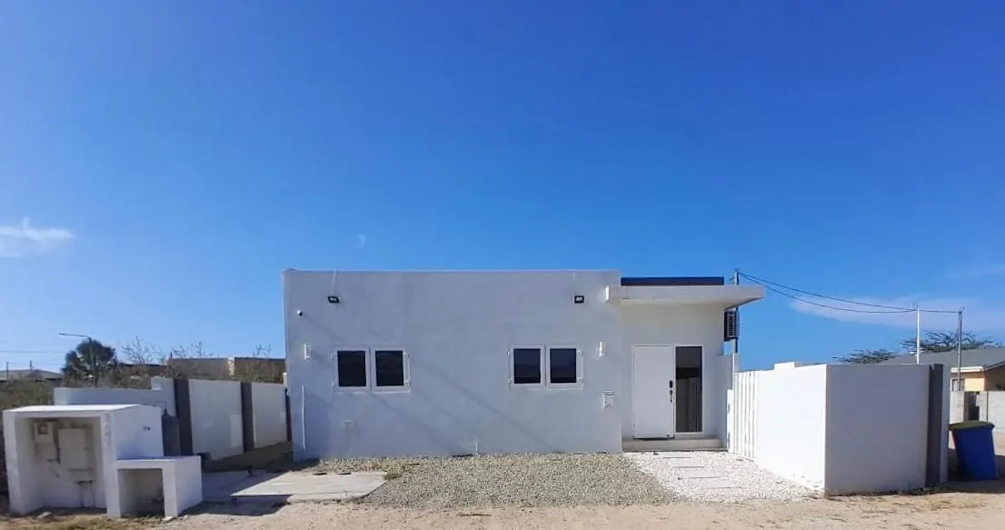 Island Escape Home location